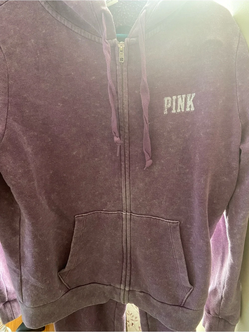 PINK Victoria's Secret Sweat Set - Picture 2 of 6